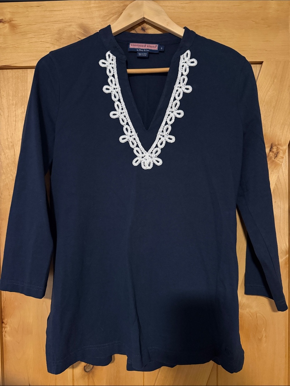 Vineyard Vines Navy V-Neck Tunic with White Embroidered Trim